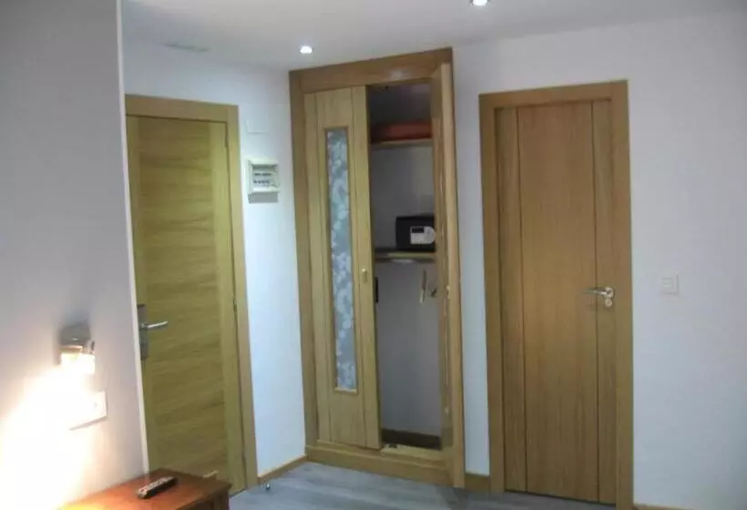 فندق Hostal Libertad