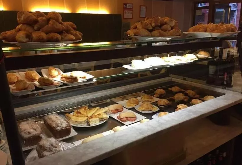 فندق Hostal Libertad