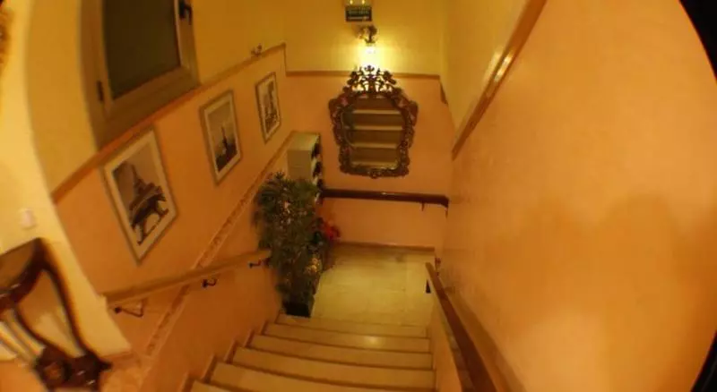 Отель Hostal Rio De Castro