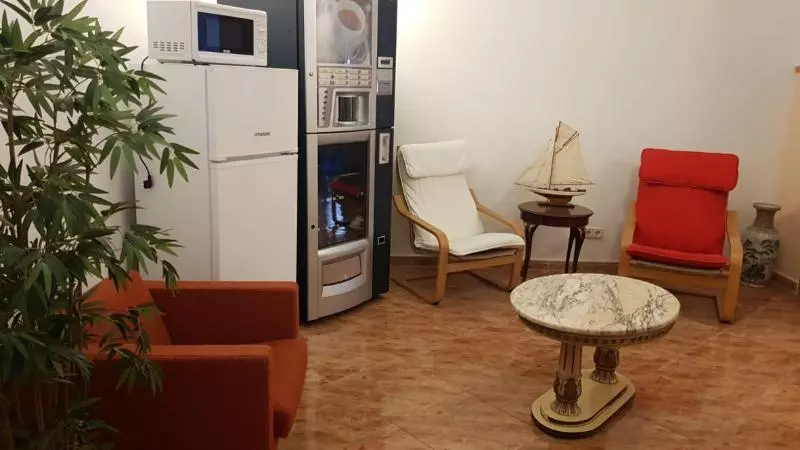 Отель Hostal Rio De Castro