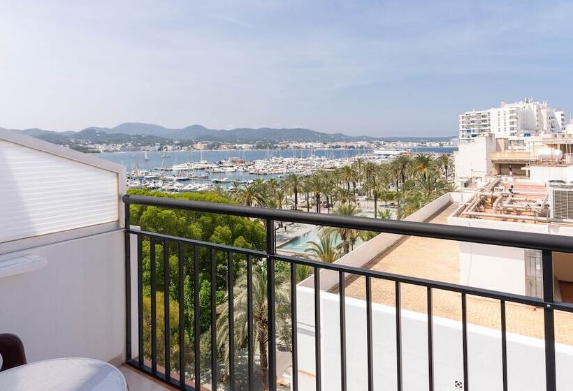 The Red Hotel Adults Only