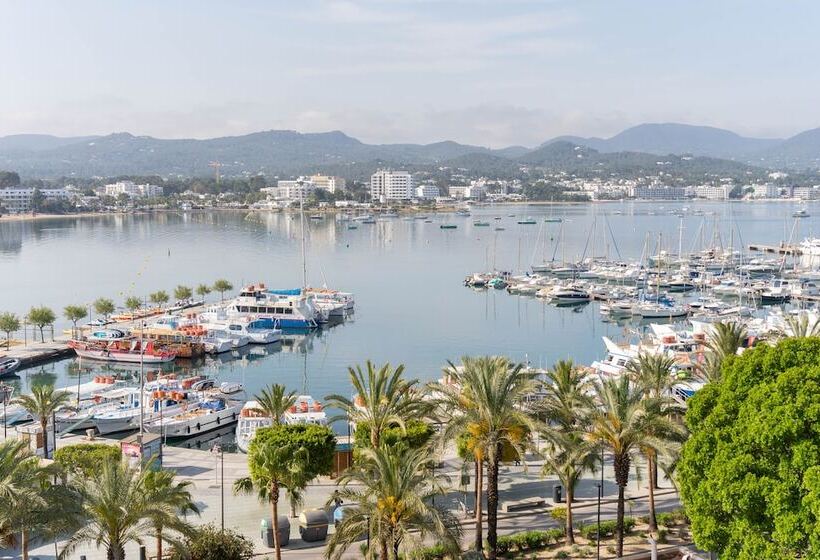 The Red Hotel Adults Only