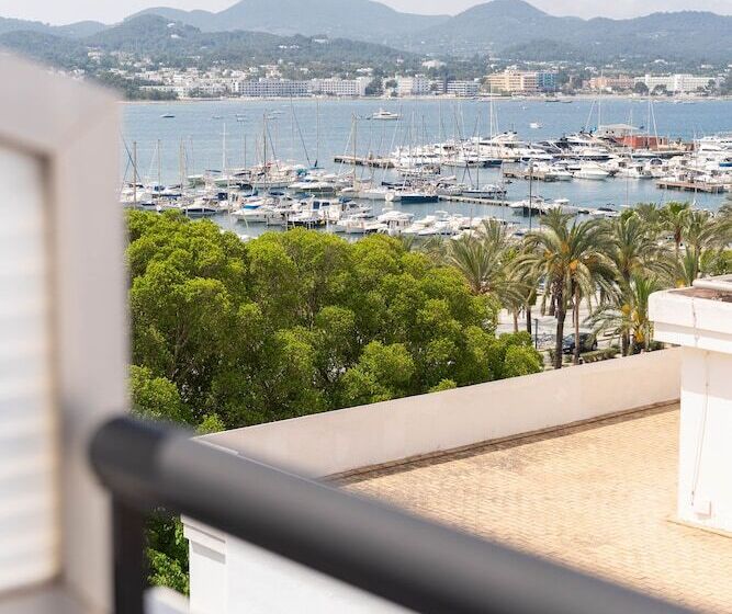 The Red Hotel Adults Only