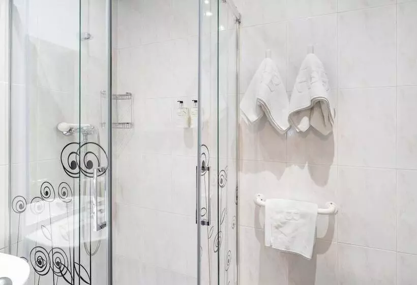 Hostal Ballesta