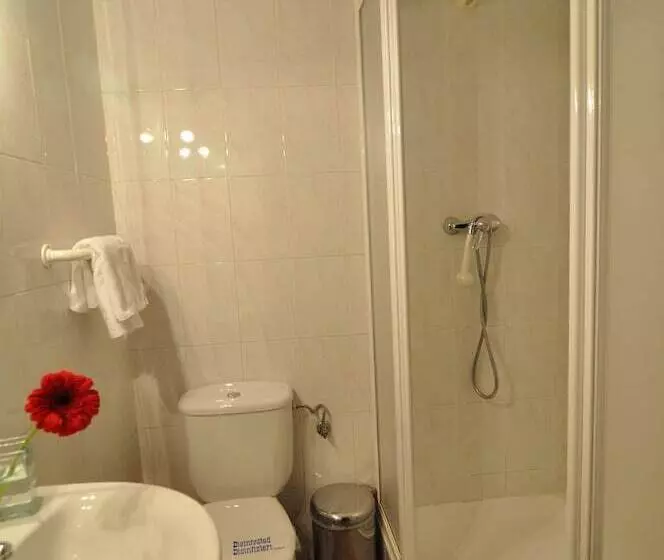 Hostal Ballesta