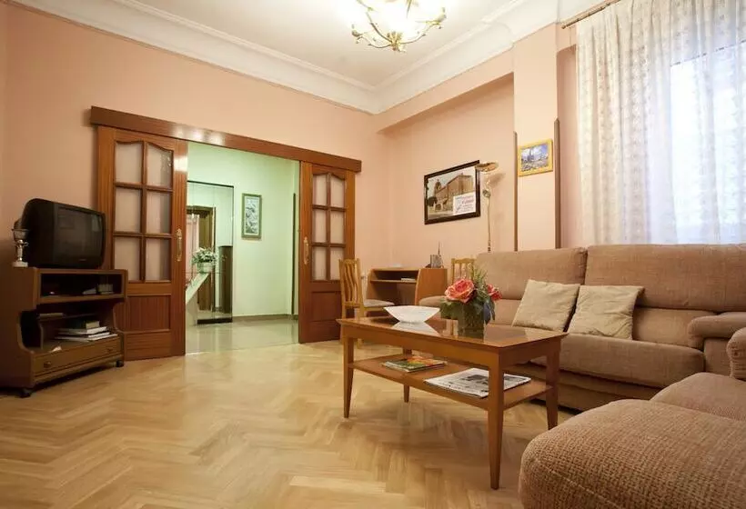 Hostal Maria Luisa