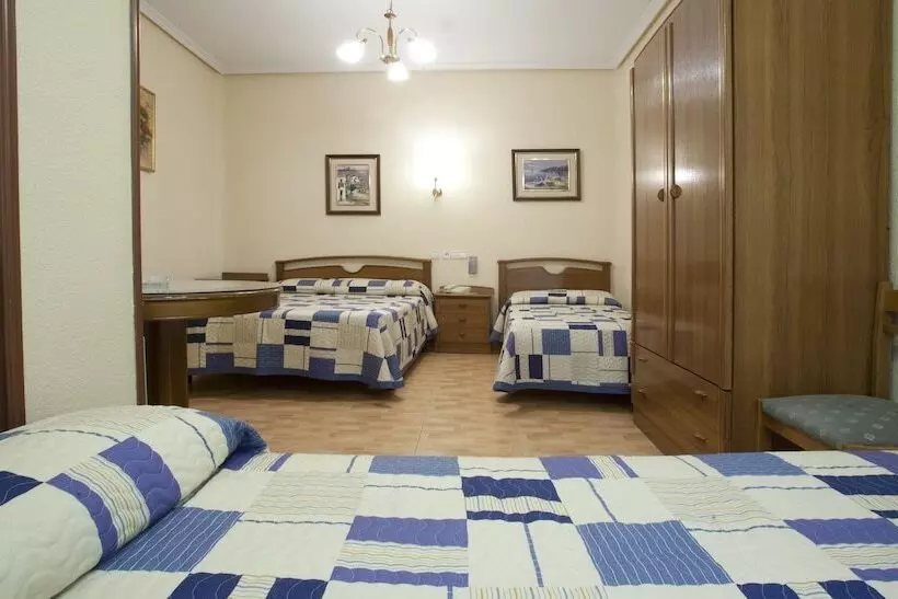 Hostal Maria Luisa