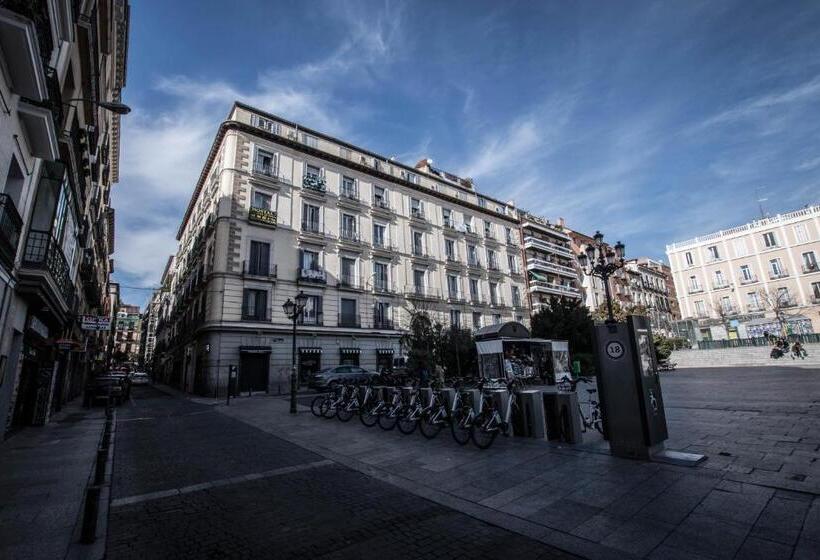 مسافرخانه Vázquez De Mella Gran Vía