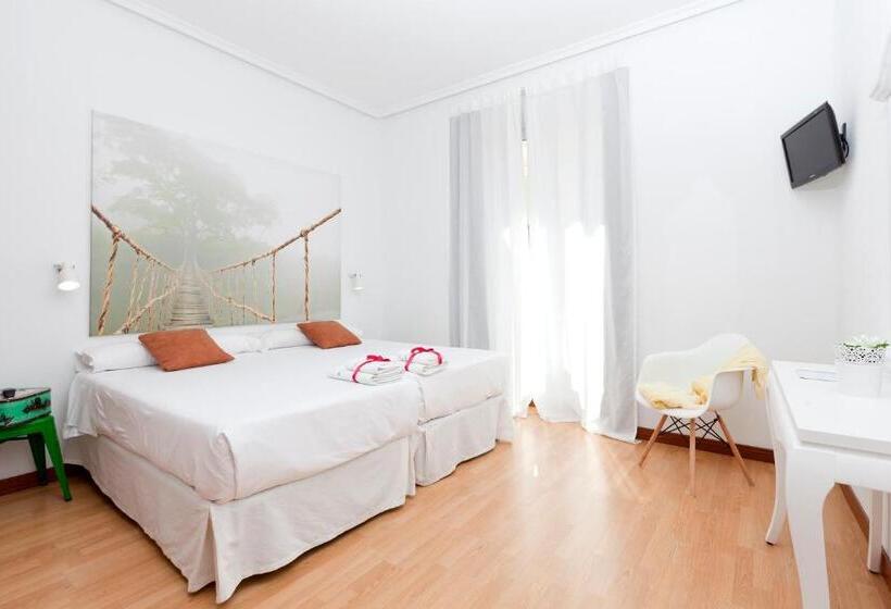 مسافرخانه Vázquez De Mella Gran Vía