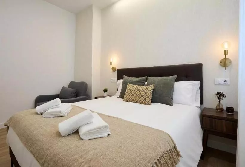 Hostal Zamorán  Madrid Centro Gran Vía Sol