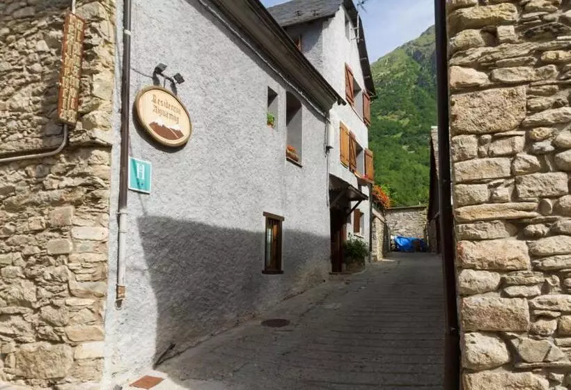 ホテル Hostal Aiguamog