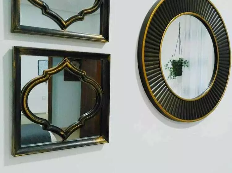 هتل Hostal Bruña Paseo Del Prado