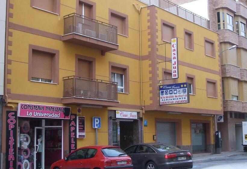 فندق Hostal Casa Juan