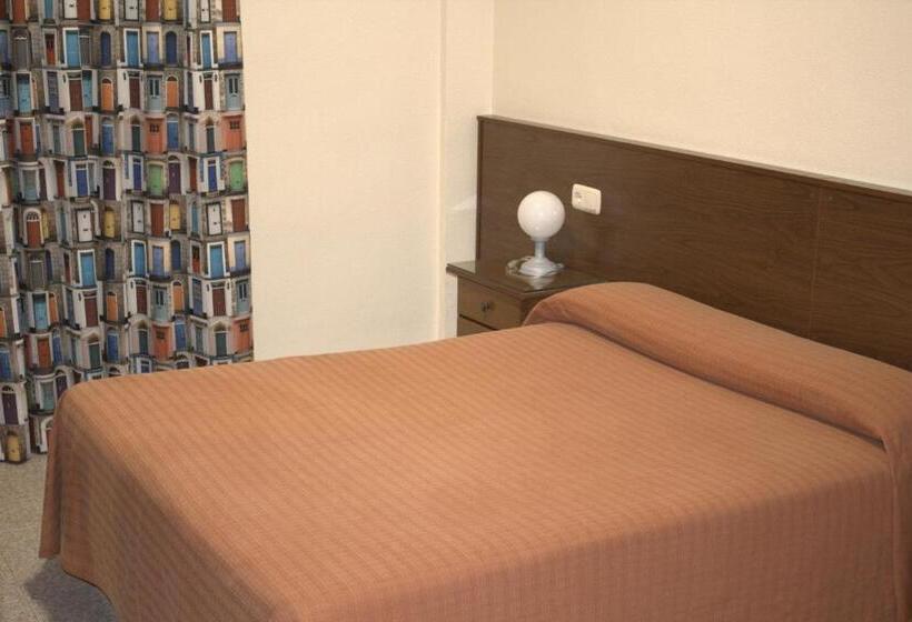 فندق Hostal Casa Juan