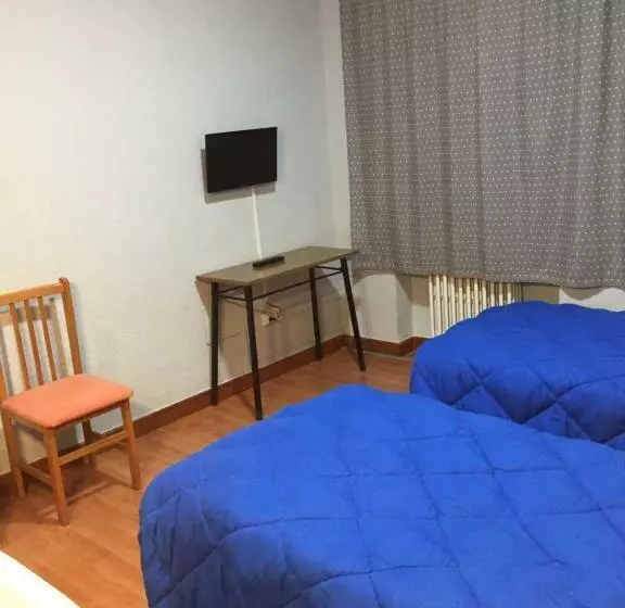 בית מלון כפרי Hostal Rosales