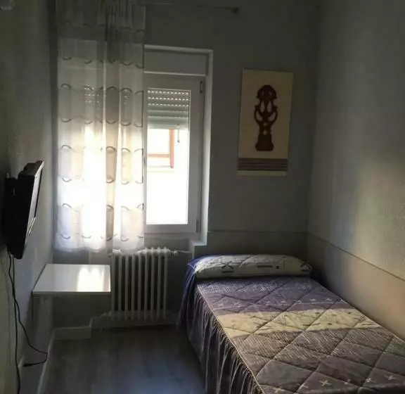 בית מלון כפרי Hostal Rosales