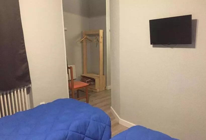 בית מלון כפרי Hostal Rosales