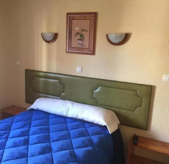 בית מלון כפרי Hostal Rosales