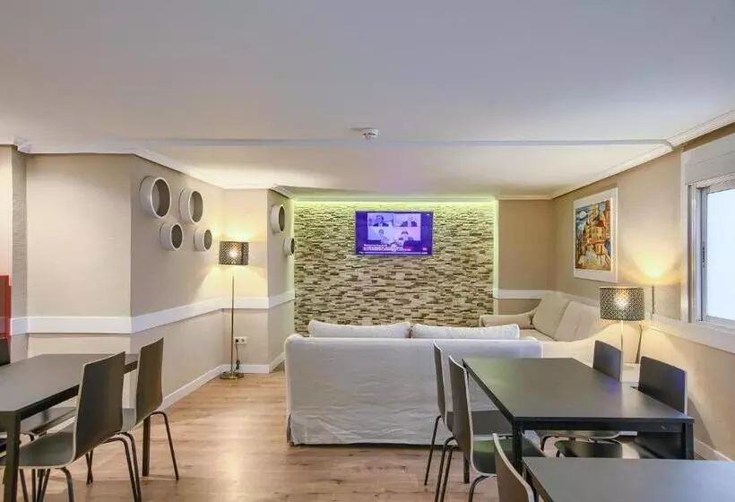 호텔 Hs Castilla Fuenlabrada