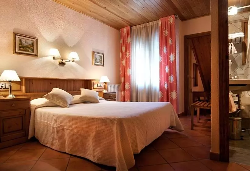 בית מלון כפרי Pey