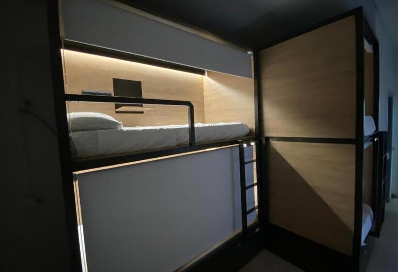 Madrid Motion Hostels