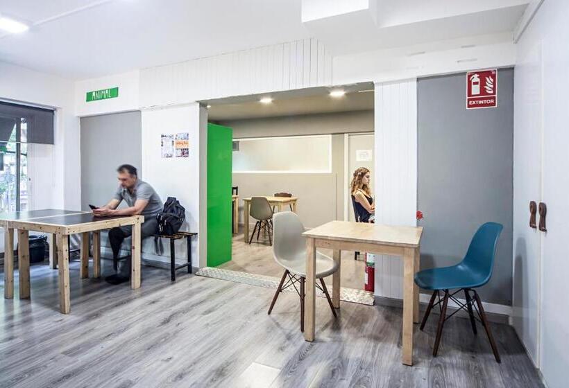 Madrid Motion Hostels