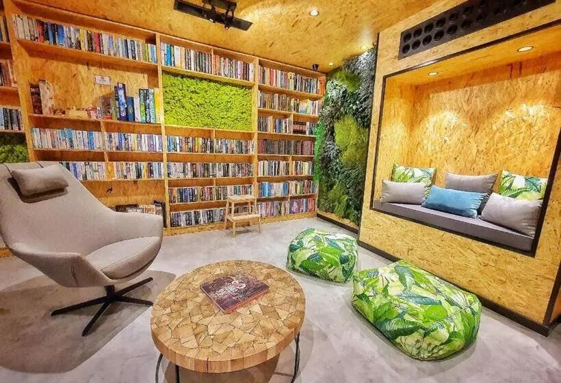 Mb Hostels Premium Eco Adults Recommended