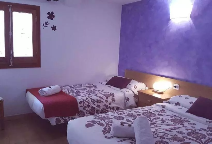 Majatalo Hostal La Cuineta De Cal Triuet