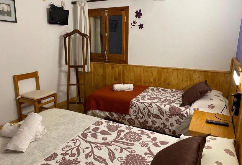 بنسيون Hostal La Cuineta De Cal Triuet