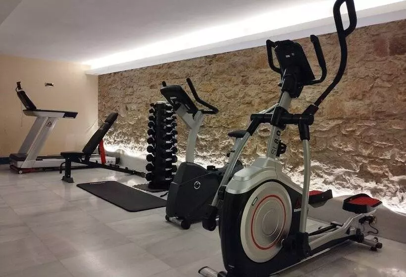 Отель Campoamor