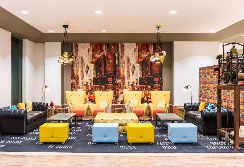 فندق Guadalajara & Conference Center Affiliated by Melia