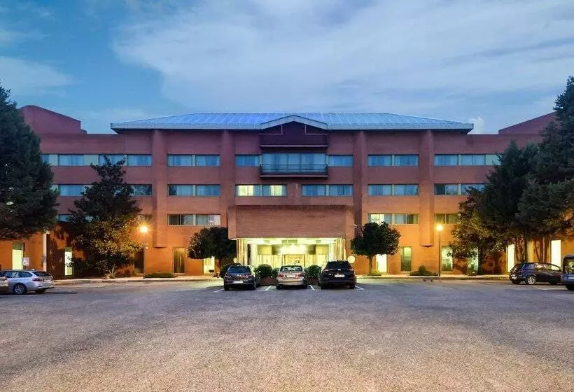 فندق Guadalajara & Conference Center Affiliated by Melia