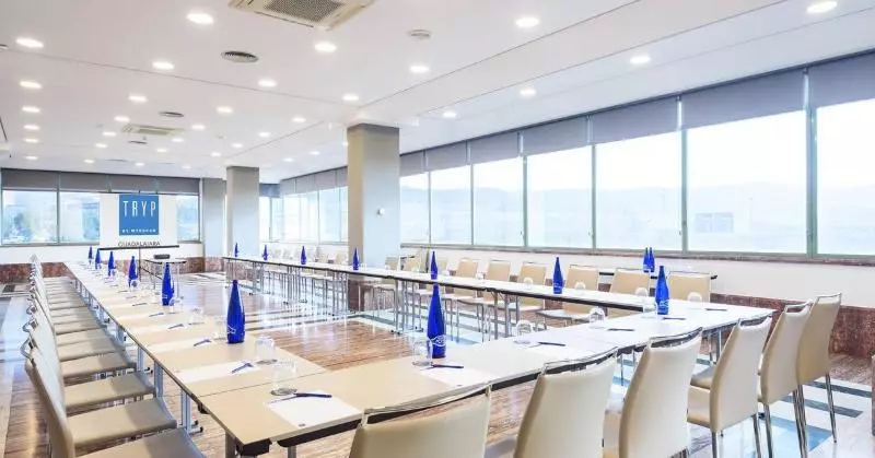 فندق Guadalajara & Conference Center Affiliated by Melia