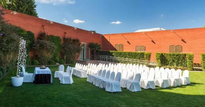 فندق Guadalajara & Conference Center Affiliated by Melia