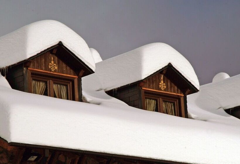 Отель Hospital De Benasque