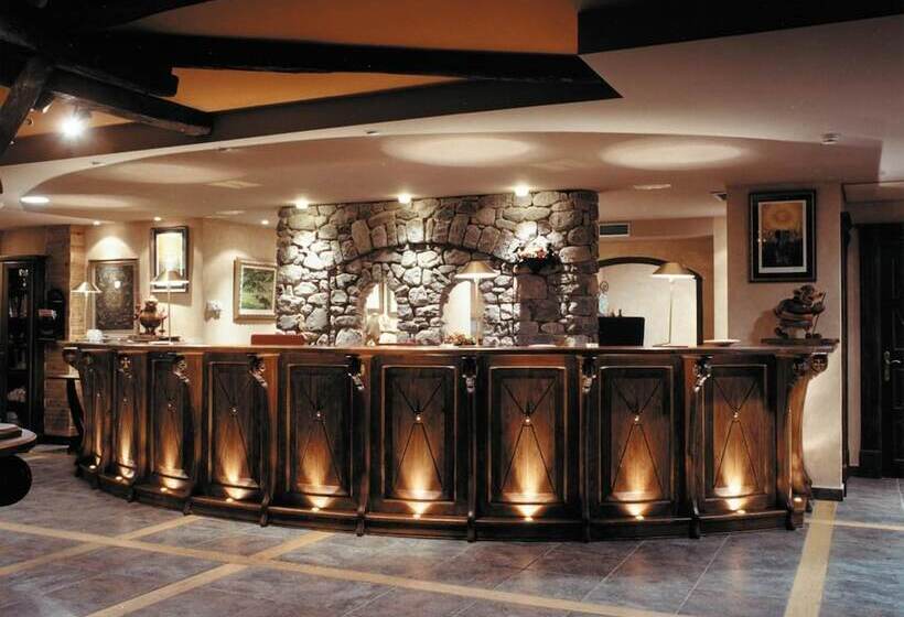 Отель Hospital De Benasque