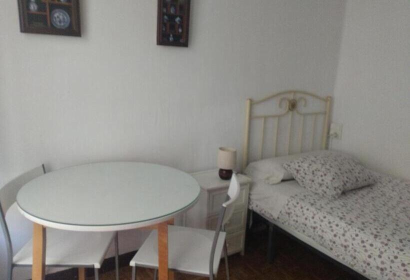 בית מלון כפרי Hostal España