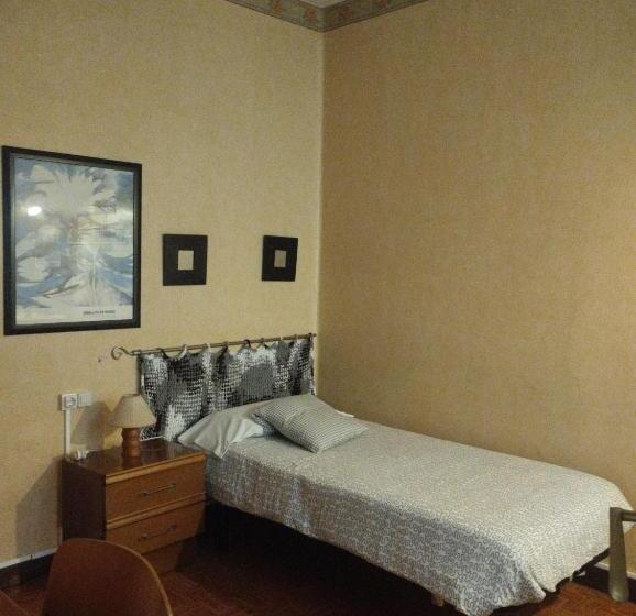 בית מלון כפרי Hostal España