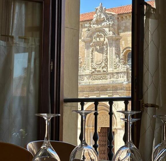 هتل Hostal Restaurante Boccalino