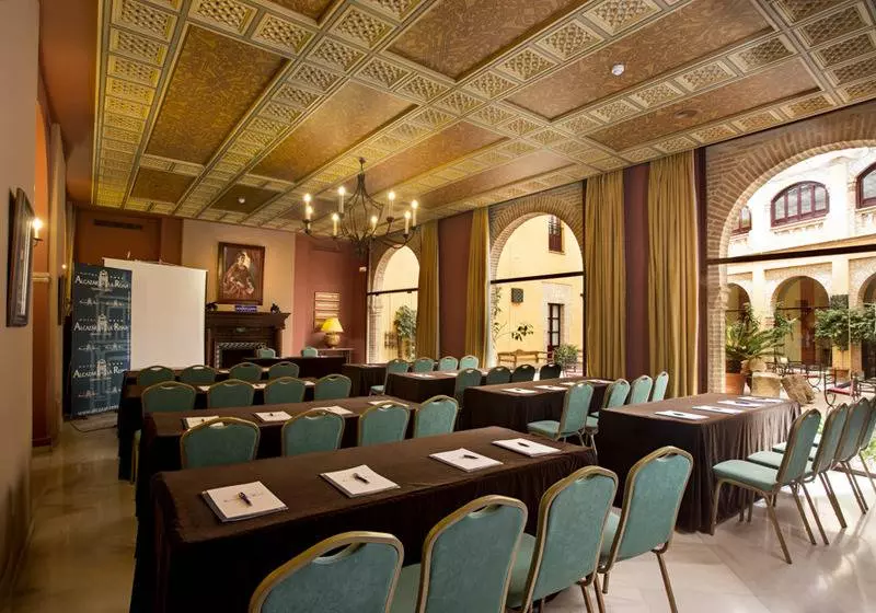 田舎風ホテル Alcazar De La Reina