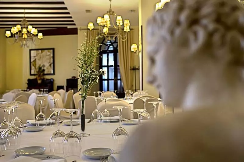 田舎風ホテル Alcazar De La Reina