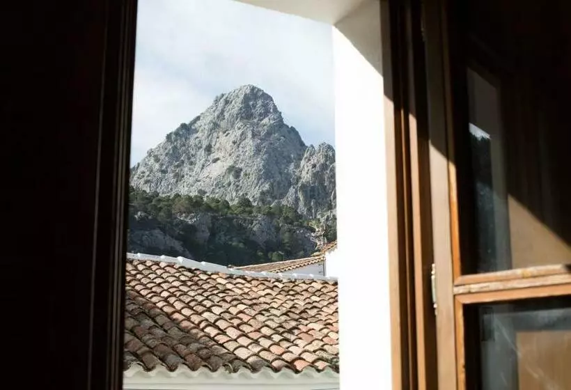 田舎風ホテル Puerta De La Villa