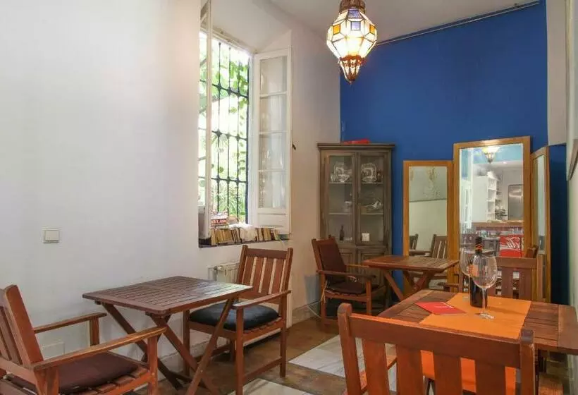 Las Acacias Hostal Restaurante