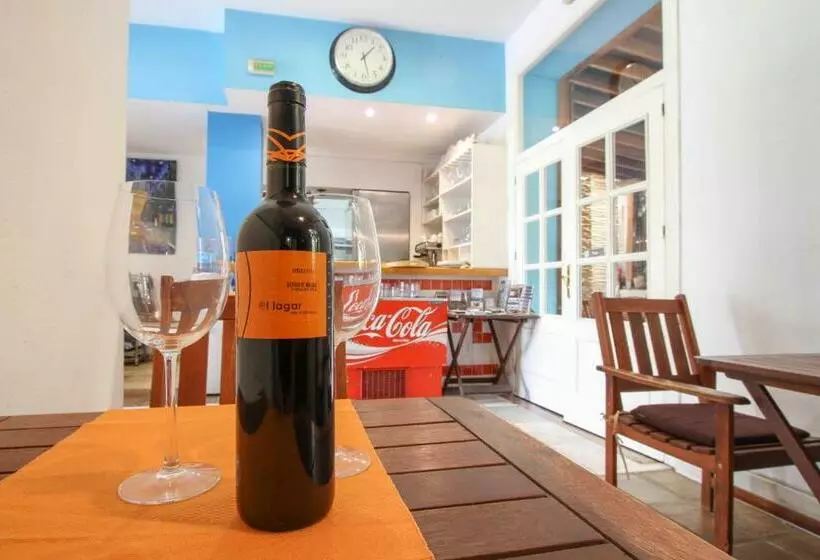 Las Acacias Hostal Restaurante