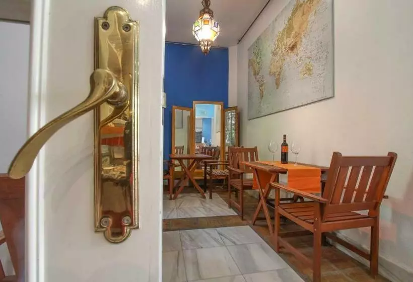 Las Acacias Hostal Restaurante