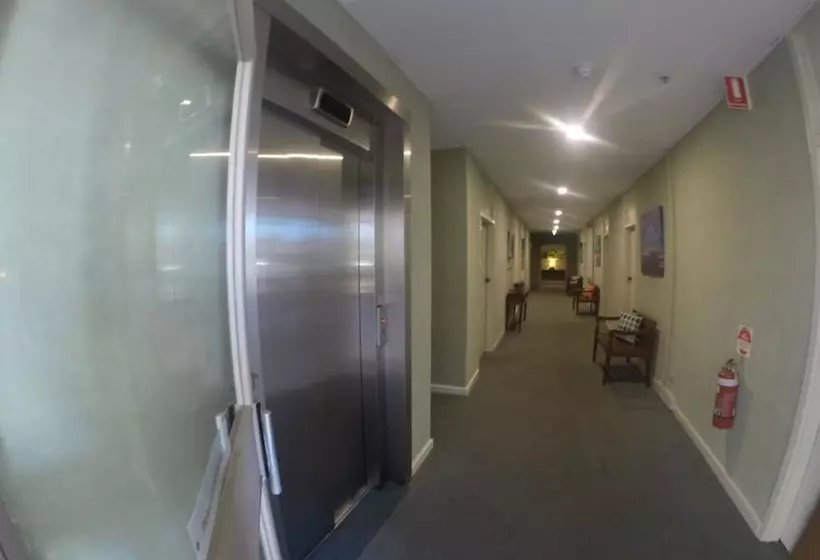 Adelaide International Motel