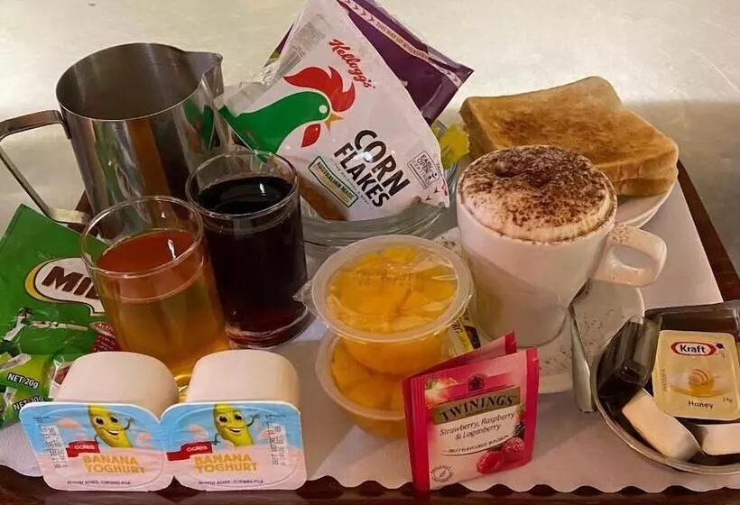 Adelaide International Motel