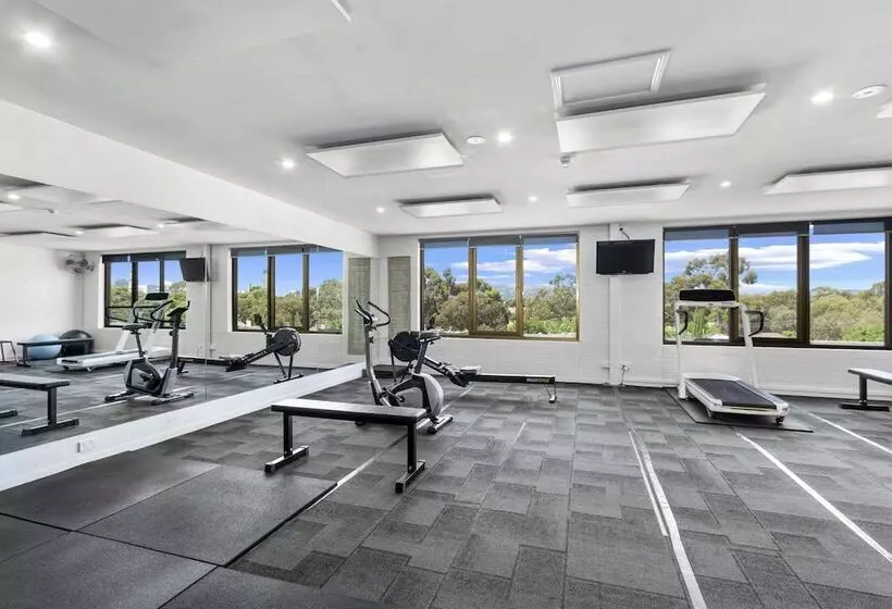 Comfort Hotel Adelaide Meridien