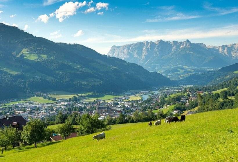 فندق Alpenland St Johann