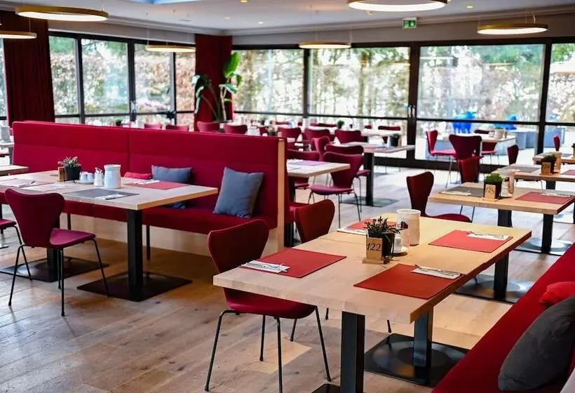 ホテル Alpenland St Johann